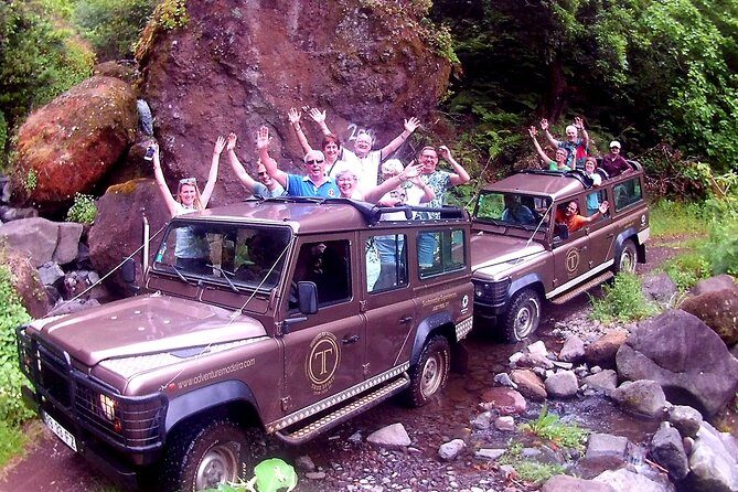 Skywalk with Wines Tasting and Vineyards Half day 4x4 Adventure - A Deep Dive into the Experience