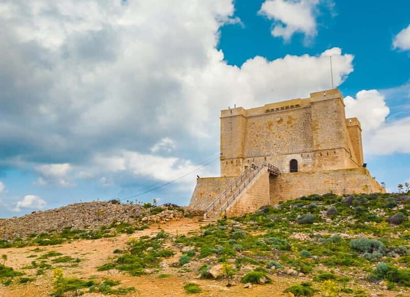 Sliema: Three Bay Cruise with Lunch & Optional Transfers - Food and Drinks on Board