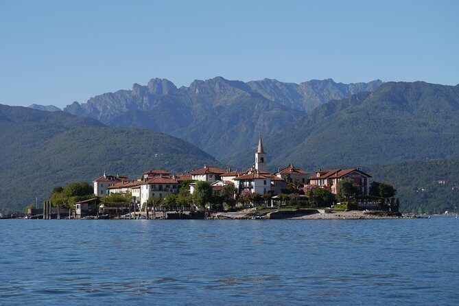 Slow boat tour for small groups with appetizer on Lake Maggiore - Slow boat tour for small groups with appetizer on Lake Maggiore