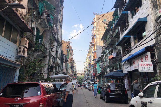 Small Group: 6-Hour Yangon Highlights CityWalk Join-In Guided Tour - Lunch Break at a Local Cafe
