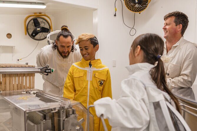 Small-Group Beekeeping Experience in Tauherenikau - FAQ