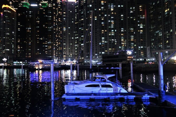 Small Group Busan Night View Tour Opt Night sailing boat - Who Is This Tour Best For?