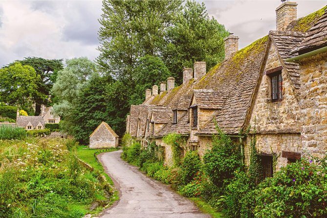 Small Group Cotswolds Villages, Stratford and Oxford Day Tour from London - The Experience Beyond the Itinerary