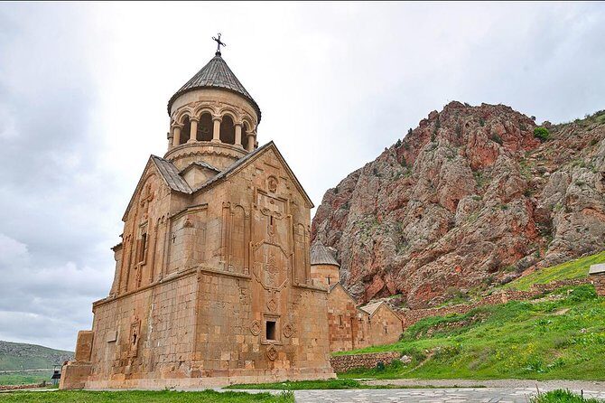 Small Group Day Trip to Khor Virap Noravank and Areni Winery - Duration and Group Size