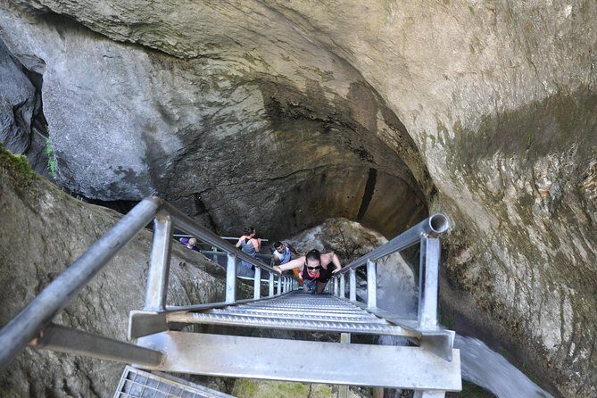 Small-Group Day Trip to the Epic 7 Ladders Canyon from Brasov - FAQ