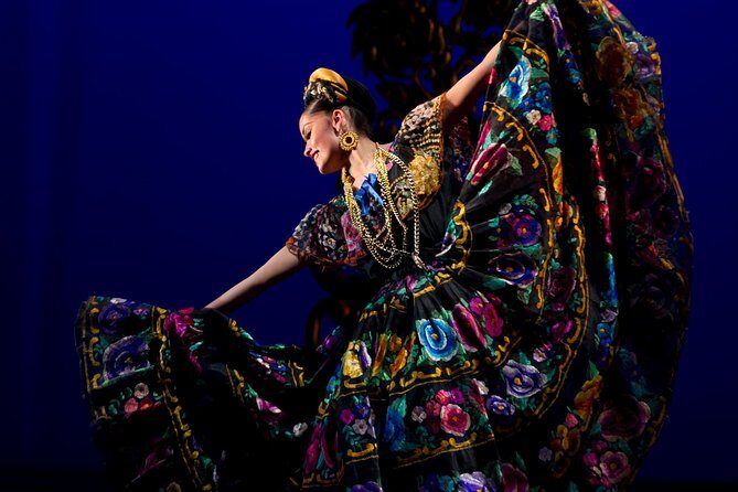 Small Group: Discover the Folkloric Ballet of Mexico - FAQs
