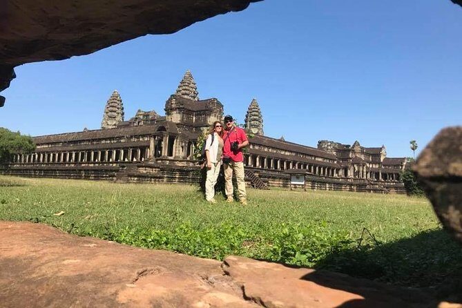 Small-Group Explore Angkor Wat Sunrise Tour with Guide - An In-Depth Look at the Tour Experience