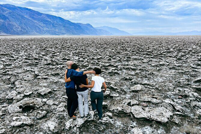 Small Group Family Tour at the Death Valley from Las Vegas - An In-Depth Look at the Death Valley Small Group Tour