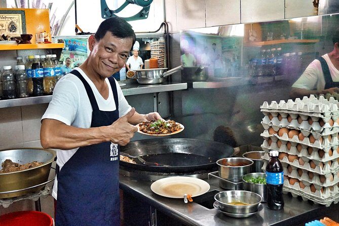 Small-Group Food Tour With Hawker Center: Eat Like A Local - A Deep Dive into the Experience