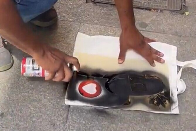 Small-Group Graffiti Tour and Workshop in El Carmen - Exploring Valencia’s Street Art Scene with a Personal Touch