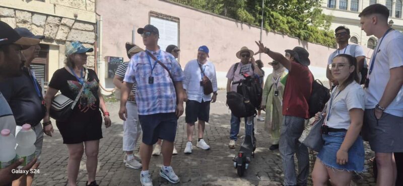 Small Group Guided Tour Colosseum Roman Forum, Palatine Hill - FAQ