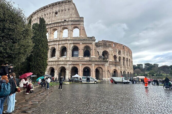 Small Group Guided Tour Colosseum Roman Forum & Palatine Hill - Discovering the Heart of Ancient Rome: The Itinerary
