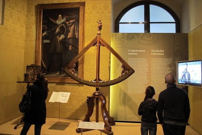 Small-group Guided tour of Galileo's Museum - The Experience in Detail: What You Can Expect