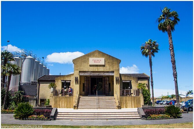 Small Group - Half-Day Hawke's Bay Winery Tour - Small Group - Half-Day Hawkes Bay Winery Tour: A Deep Dive into New Zealand’s Wine Country