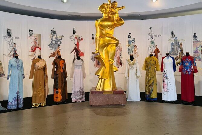 Small Group Hanoi Luxury City Tour Monday and Friday Only - Getting Started: Early Morning Pickup and Introduction