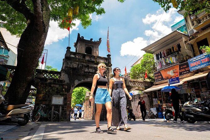 Small Group Hanoi Luxury City Tour Monday and Friday Only - Afternoon Exploration: Temple of Literature and Women’s Museum
