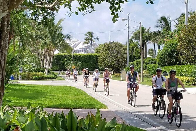 Small Group Historic Old Naples Guided Bicycle Tour - A Closer Look at the Tour Experience