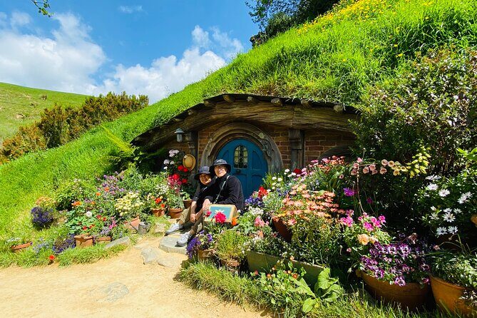 Small Group Hobbiton Movie Set from Tauranga - How the Day Is Structured