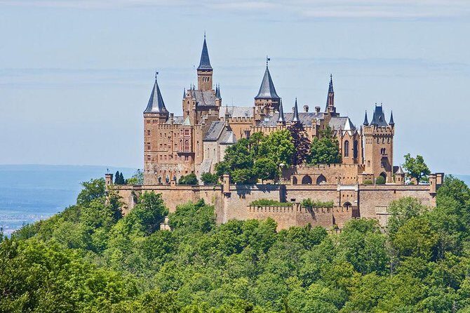 Small-Group Hohenzollern Castle Tour from Frankfurt - Authenticity and Local Flair