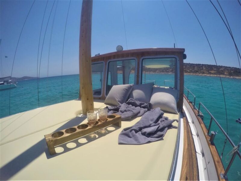 Small group kaiki cruise to Antiparos & Despotiko with lunch - Who Will Love This Tour?