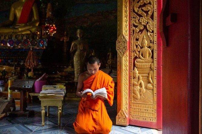 Small Group: Luang Prabang's Must-See Sights Including Mount Phousi - Starting the Day: From Airport to Ancient Temples