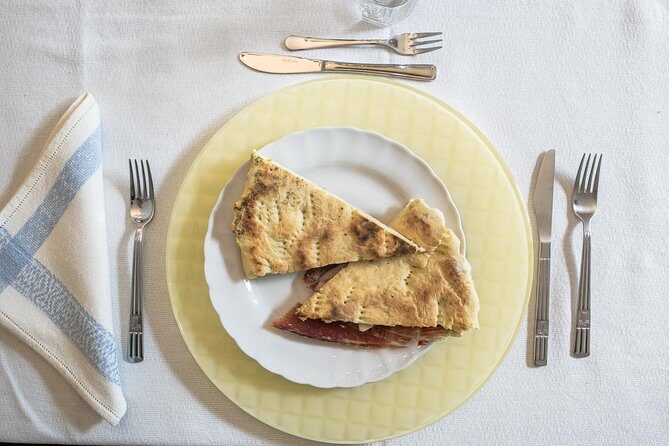 Small Group Market tour and Dining Experience at a Cesarina's home in Spoleto - FAQ