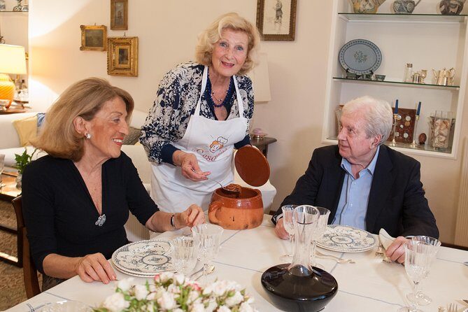 Small Group Market tour&Dining Experience at Cesarina's home in Vietri sul Mare - An In-Depth Look at the Tour
