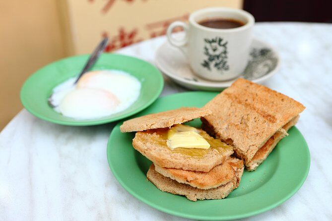 Small Group: Michelin and Local Hawker Food Tour - The Sum Up