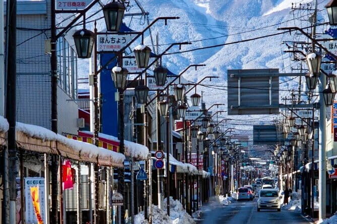 Small Group Mt. Fuji, Lake Kawaguchi&Yamanaka Hotel Pickup Option - What We Think About the Experience