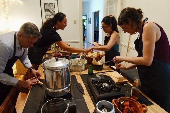 Small Group Multi-Variety Tamal Cooking Class in La Condesa - Who Will Enjoy This Experience?