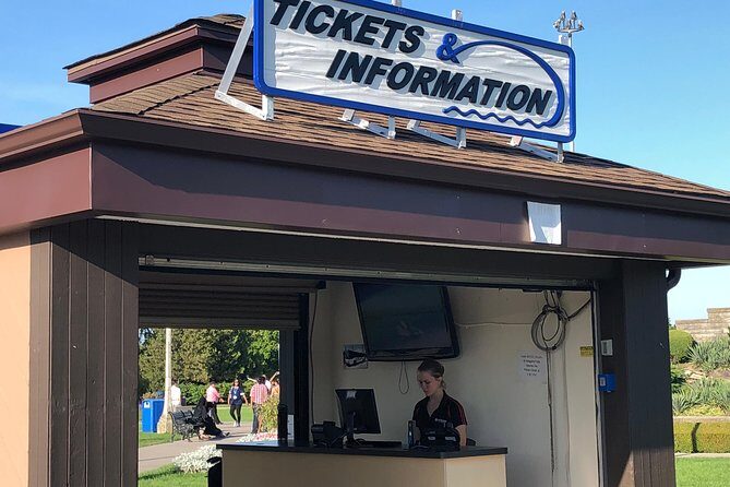 Small-Group Niagara Falls Day Tour from Toronto with Boat and Lunch Options - Frequently Asked Questions