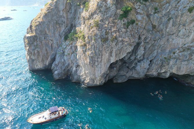 Small Group of Amalfi Coast Full Day Boat Tour from Positano - The Authentic Touch: What Guests Say