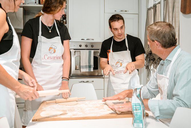 Small group Pasta and Tiramisu class in Como - FAQ