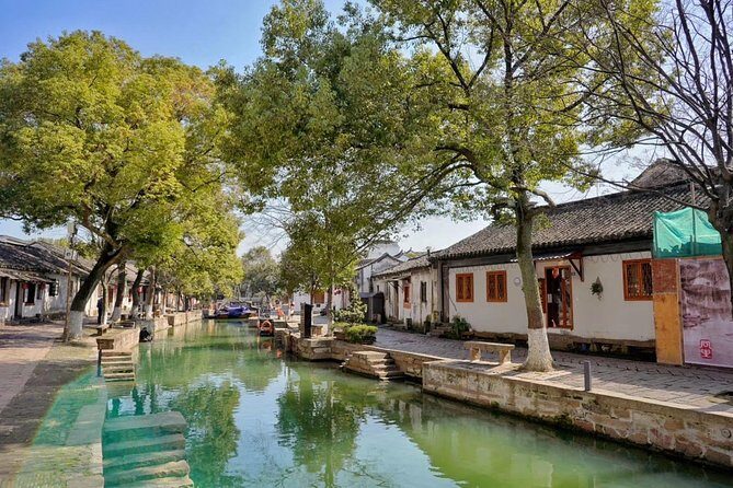 Small group: Private Full-day Tour of Tongli Water and Suzhou from Shanghai - An overview of the tour experience