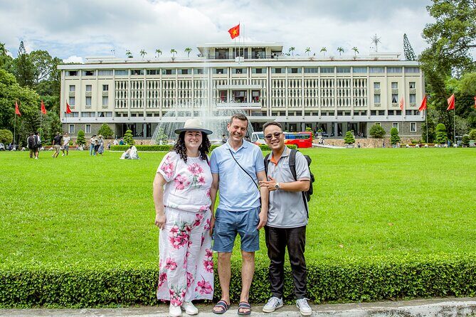 Small-group Saigon City Tour: 4-Hour Must-see Iconic Landmarks - Key Points