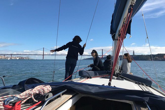 Small-Group Sailing Tour on the Tagus River from Lisbon - Who Is This Tour Perfect For?