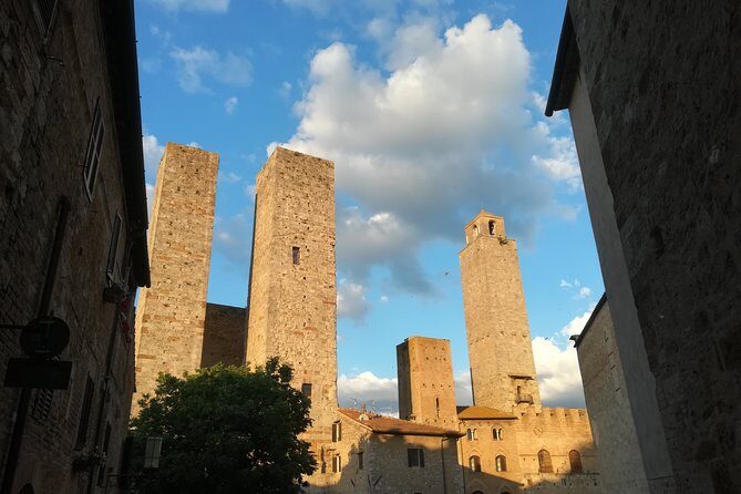Small-Group San Gimignano and Volterra Day Trip from Siena - Key Points