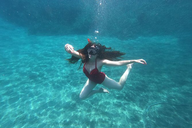 Small-Group Santorini Sea Caves Kayak Trip with Snorkeling & Picnic - A Deep Dive into the Experience