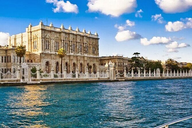 Small Group: Spice Bazaar&Cruising on Bosphorus - Analyzing the Price and Overall Value