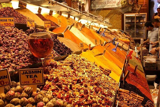 Small Group: Spice Bazaar&Cruising on Bosphorus - Who Should Book This Tour?