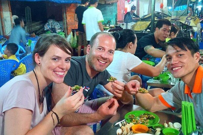 Small-group Street Food Lover by Motorbike (04 hours) - The Sum Up