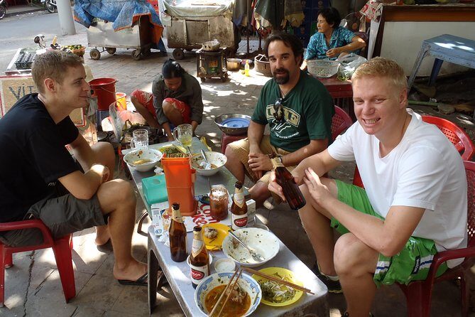 Small-group Street Food Lover by Motorbike (04 hours) - FAQ