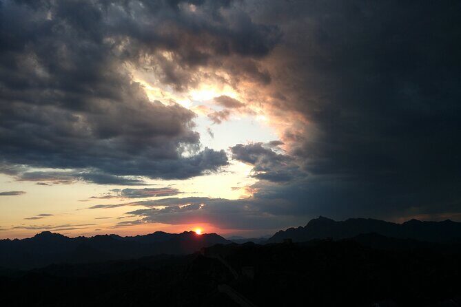 Small Group SUNSET tour at Jinshanling Great Wall - The Experience in Detail: What to Expect