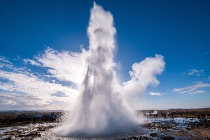 Small Group Tour: Golden Circle & Friðheimar Visit From Reykjavik - Small Group Tour: Golden Circle & Friðheimar Visit From Reykjavik