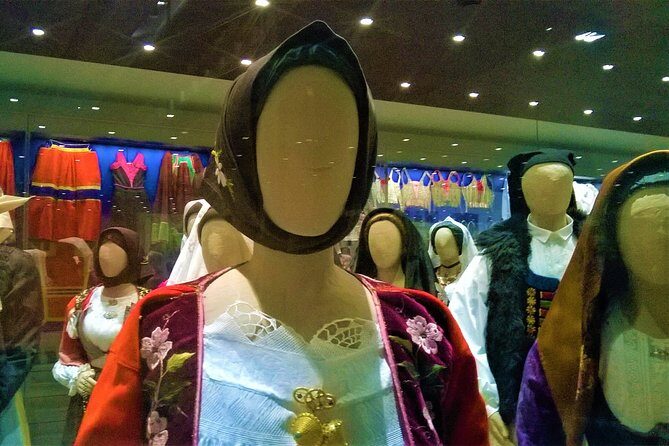 Small Group Tour Nuoro & Orgosolo, the Barbagia County Sardinia - Italy - FAQ