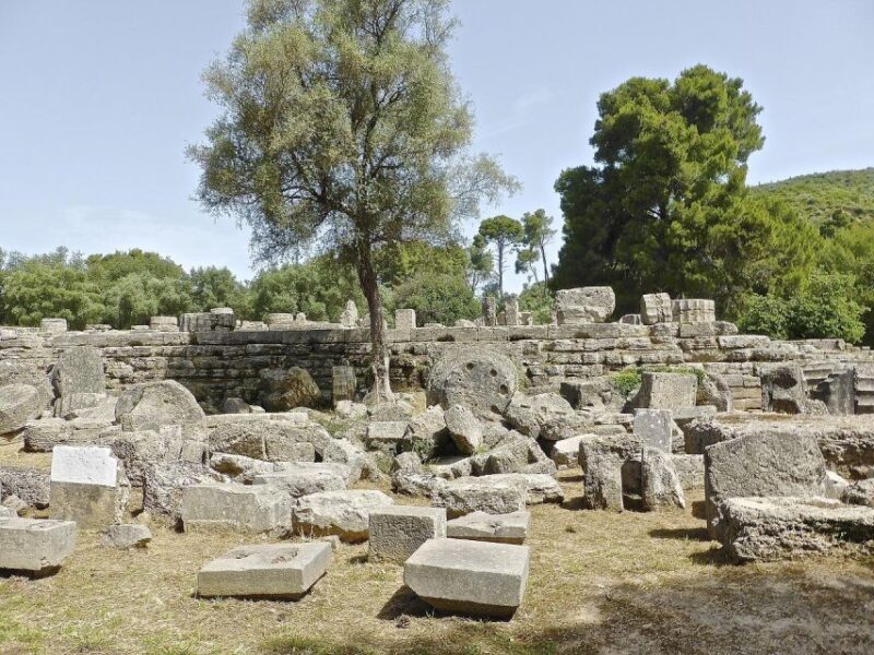 Small Group Tour of Ancient Olympia and Local Food Tasting - Exploring Olympia Village and the Local Market