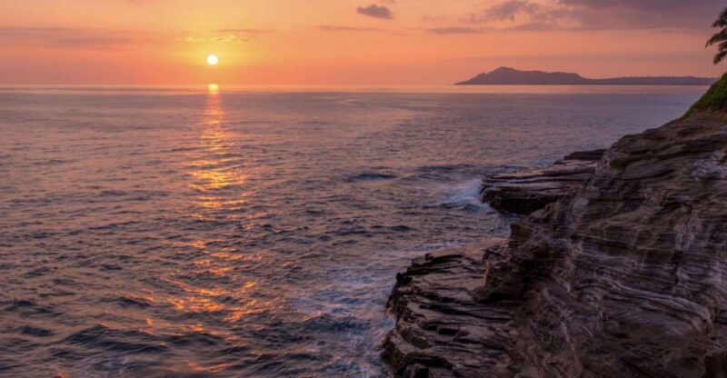 Small Group Tour of Honolulu Scenic Vistas with Sunset - The Experience: A Deep Dive