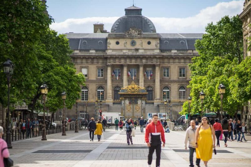 Small group tour of Paris: Ile de la Cité & Ile Saint-Louis - Who Will Love This Tour?
