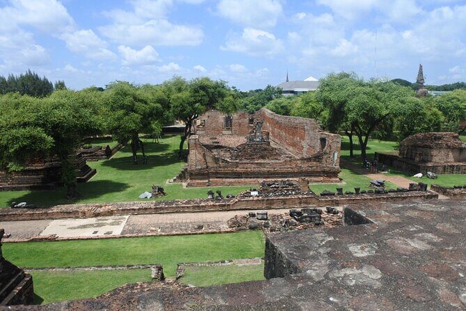 Small Group Tour to Ayutthaya Temples from Bangkok with Lunch - Practical Aspects and Value