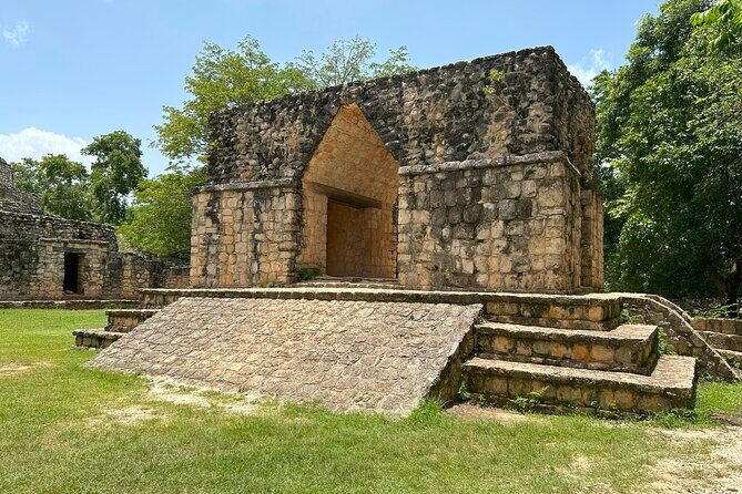 Small group tour to Chichen Itza early access + Cenote + Ekbalam - FAQ